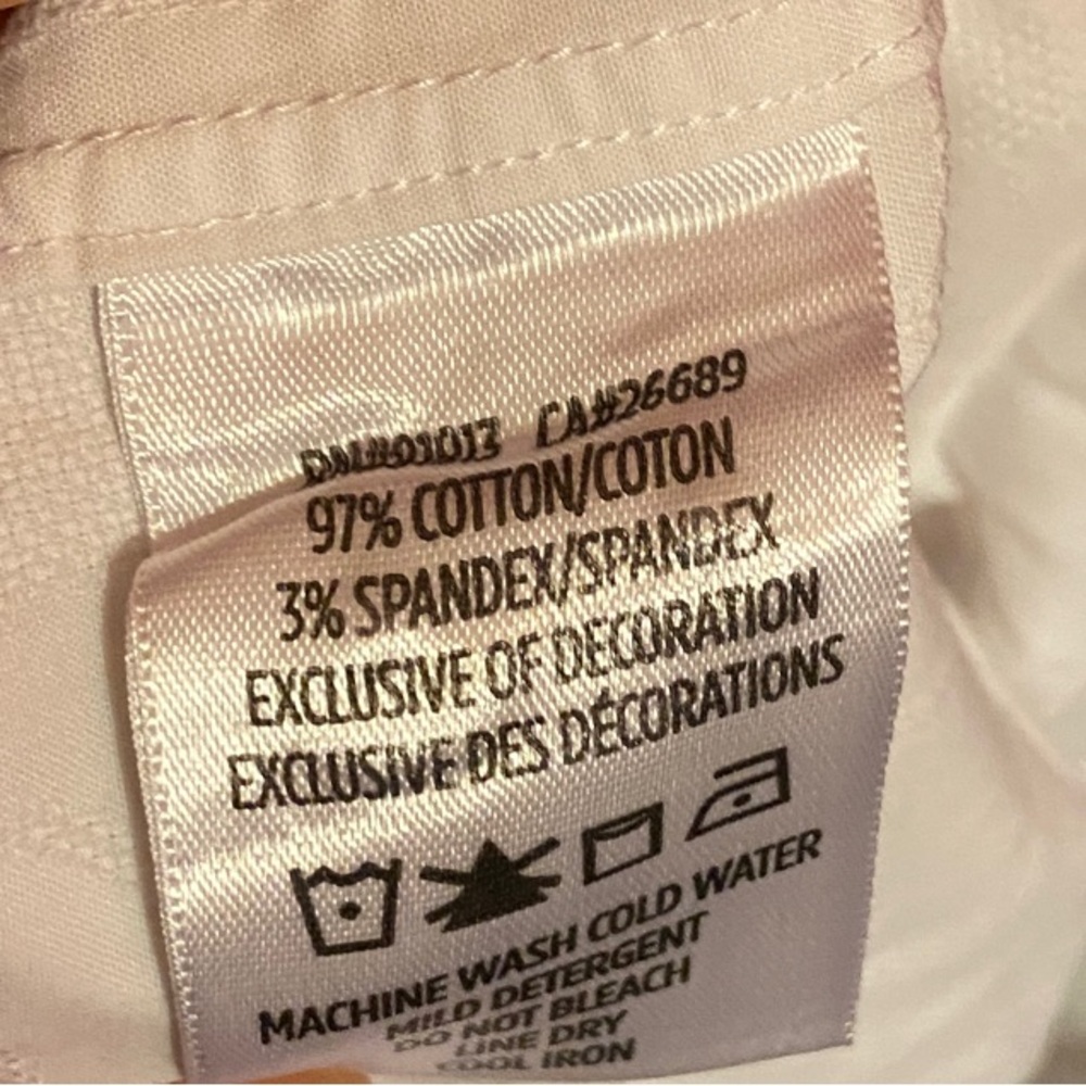 Robert Graham White Shirt with Patterned Trim - Picture 4 of 7